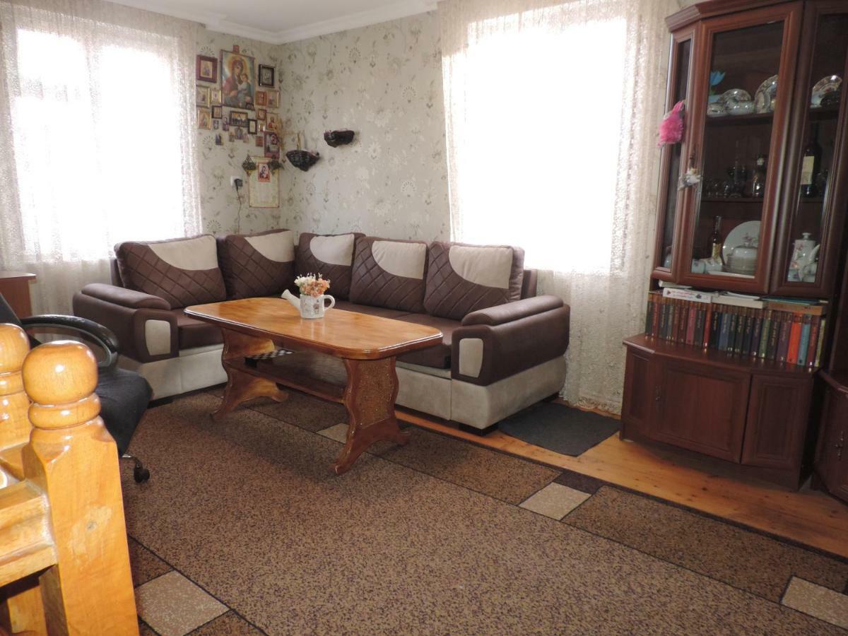Host Family 호텔 아할치헤 외부 사진